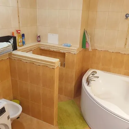 Mezonetovy V Centre Novej Dubnice * Ilava