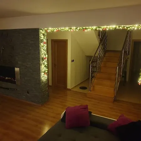 Mezonetovy V Centre Novej Dubnice Appartamento Ilava