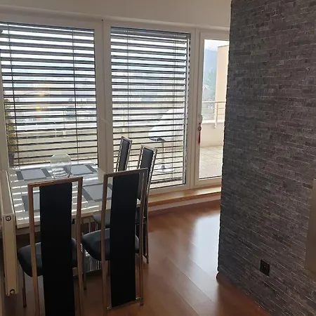 Mezonetovy V Centre Novej Dubnice *