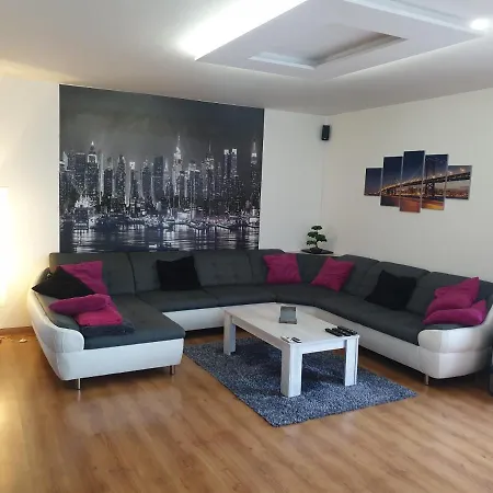 Mezonetovy V Centre Novej Dubnice Ilava