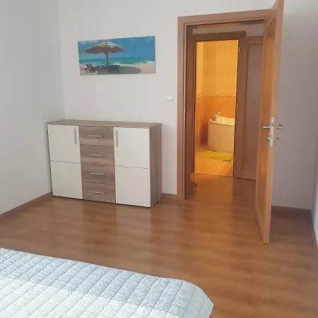 Mezonetovy V Centre Novej Dubnice *