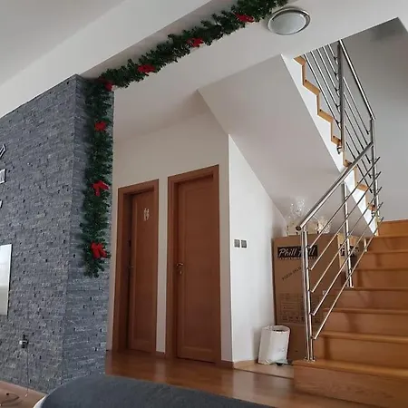 Mezonetovy V Centre Novej Dubnice Ilava